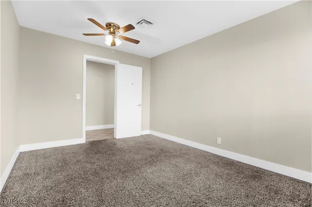 $2,400 | 3991 Redwood Street, Las Vegas, NV 89103