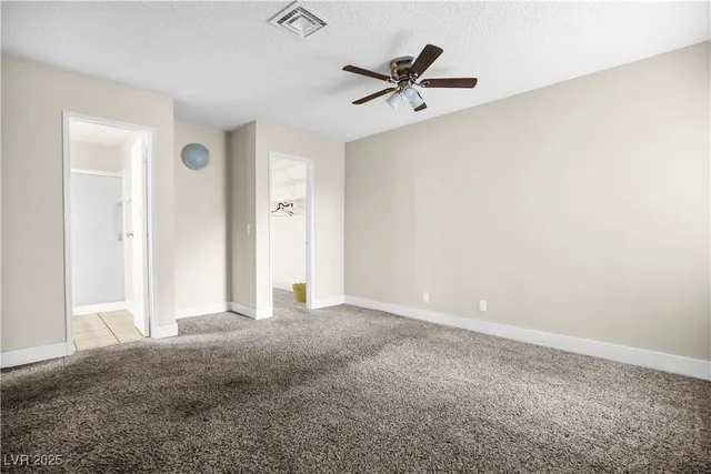 $2,400 | 3991 Redwood Street, Las Vegas, NV 89103