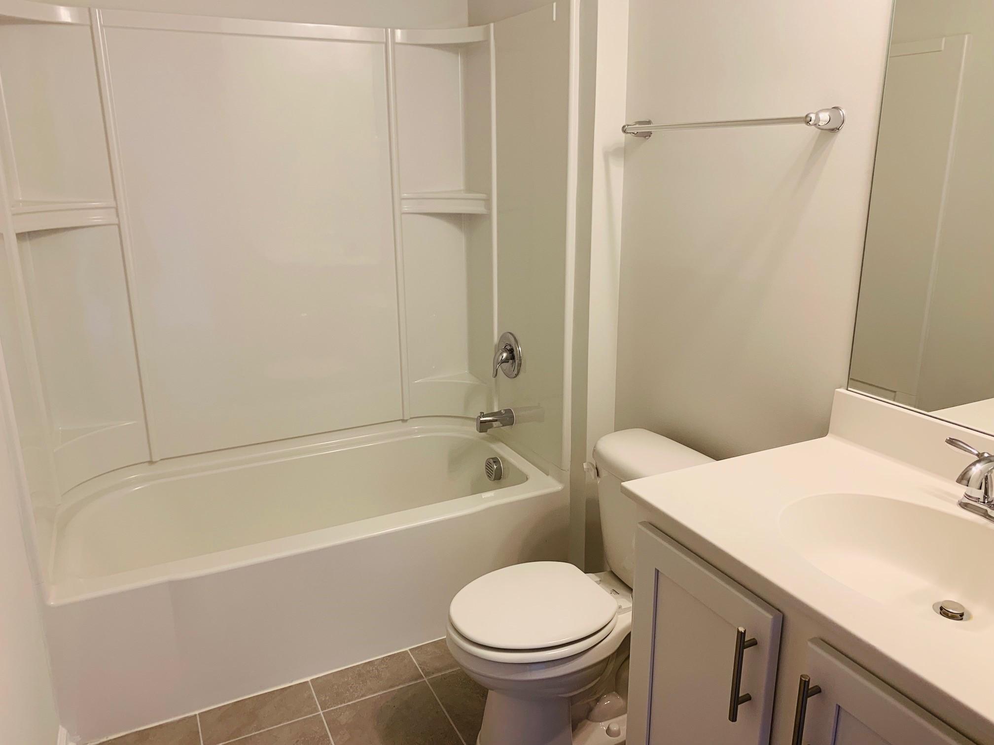205 Rhodes Court Summerville, SC 29486 - Photo 24 of 48 Bath2