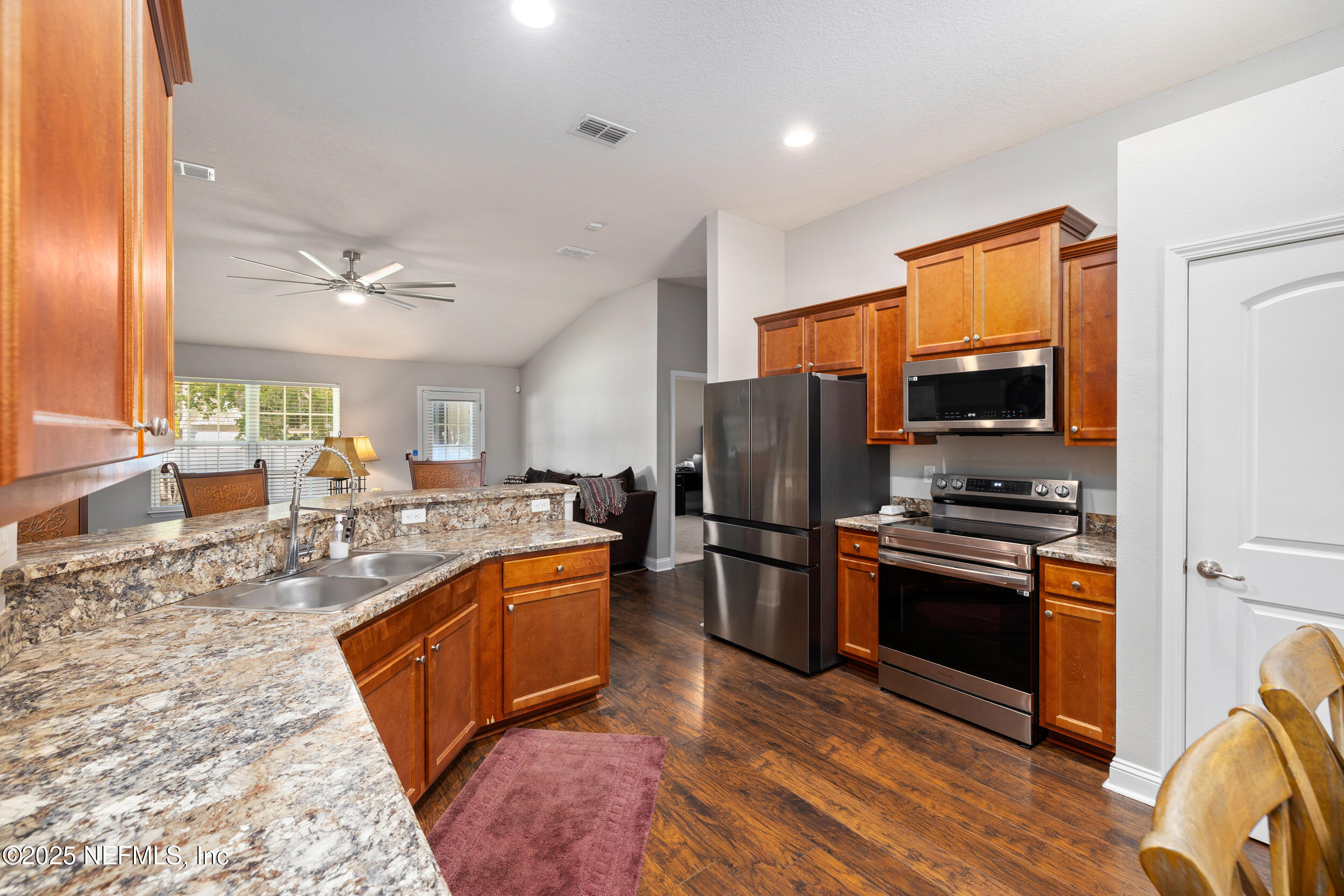 2156 Cherokee Cove Trail Jacksonville, FL 32221 - Photo 12 of 37 22 - Interior (1)