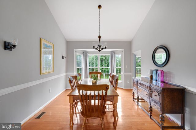 $956,000 | 21424 Alum Creek Court, Ashburn, VA 20147