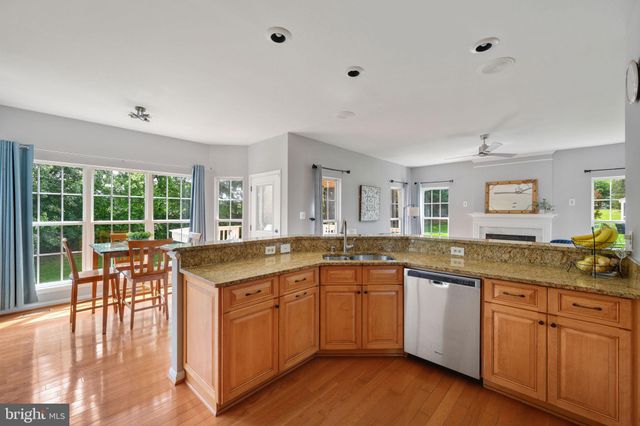 $956,000 | 21424 Alum Creek Court, Ashburn, VA 20147