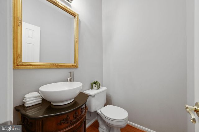 $956,000 | 21424 Alum Creek Court, Ashburn, VA 20147