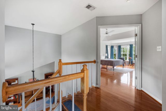 $956,000 | 21424 Alum Creek Court, Ashburn, VA 20147