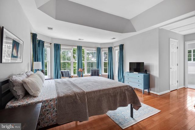 $956,000 | 21424 Alum Creek Court, Ashburn, VA 20147