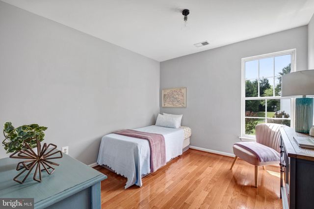 $956,000 | 21424 Alum Creek Court, Ashburn, VA 20147