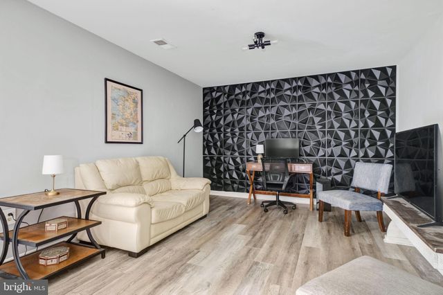 $956,000 | 21424 Alum Creek Court, Ashburn, VA 20147