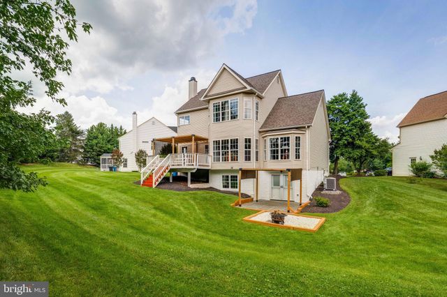 $956,000 | 21424 Alum Creek Court, Ashburn, VA 20147