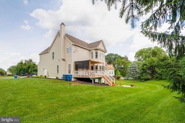 $956,000 | 21424 Alum Creek Court, Ashburn, VA 20147