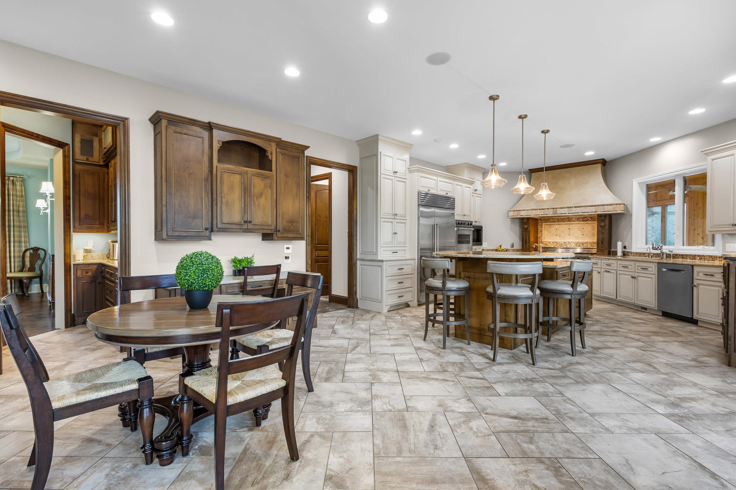 2828 Apple Hill Boulevard Appleton, WI 54913 - Photo 10 of 89