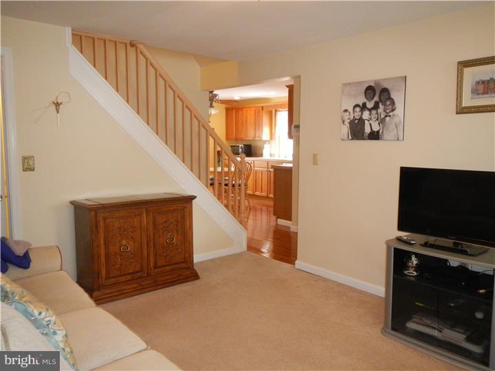 920 Kingsman Road Boothwyn, PA 19061 - Photo 3 of 19 Living Room
