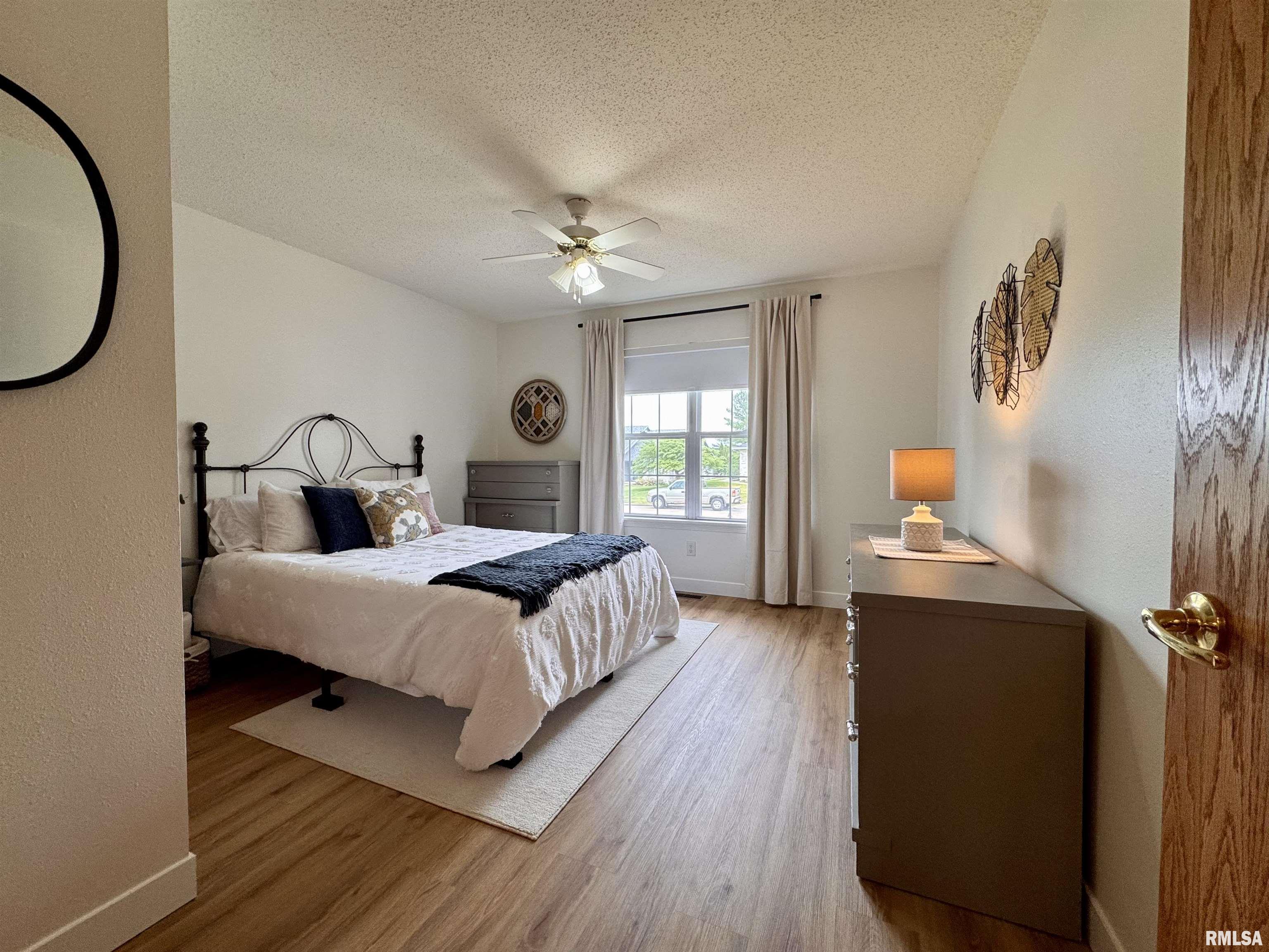 1123 Hawthorn Ridge Macomb, IL 61455 - Photo 25 of 34