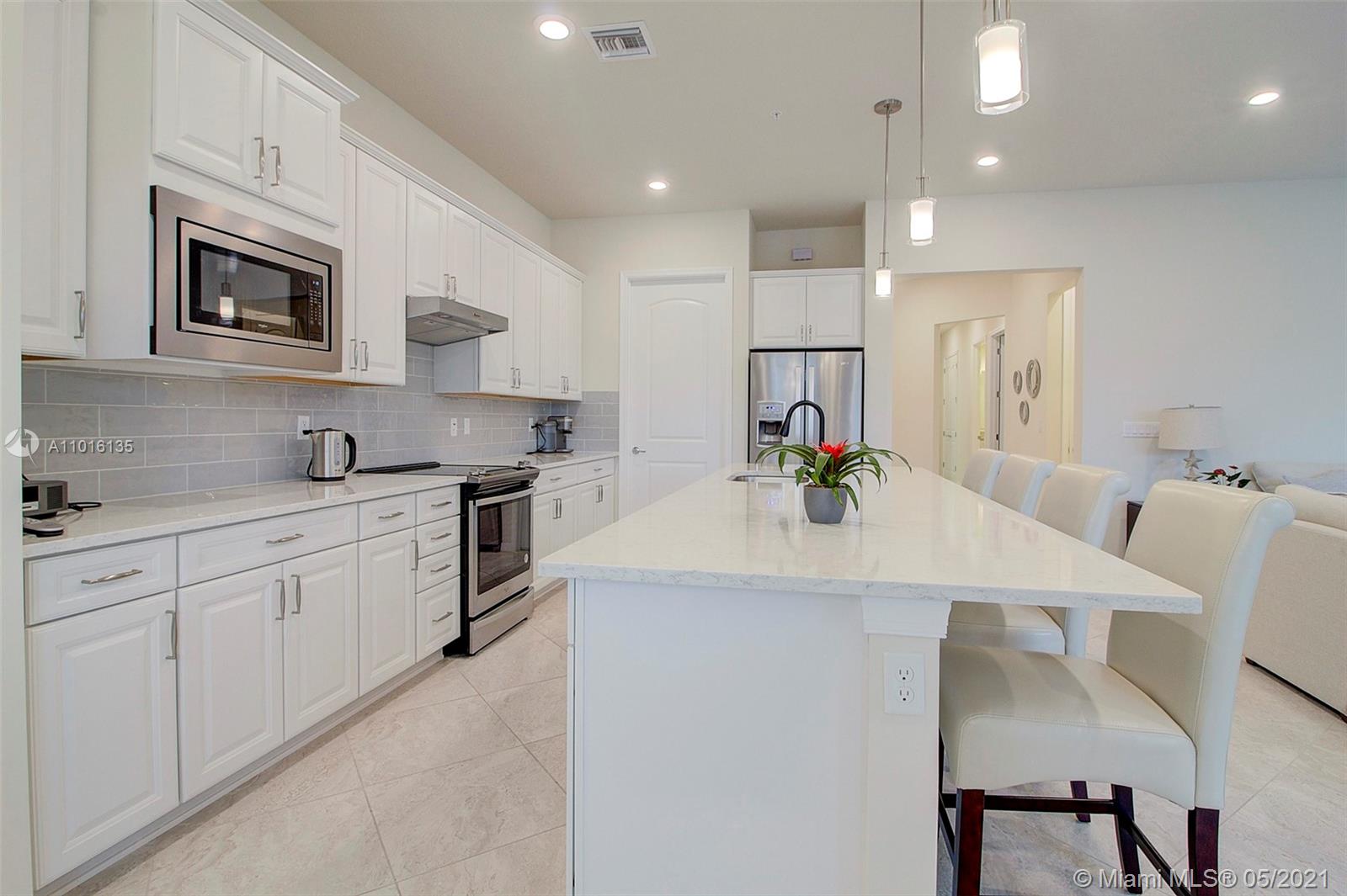 9127 Passiflora Way, Unit 201 Boca Raton, FL 33428 - Photo 4 of 31 Gallery Image 4