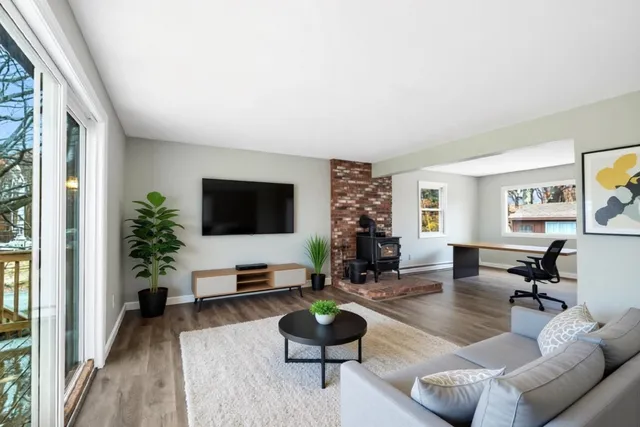 $389,999 | 109 Old Prescott Hill Road, Laconia, NH 03246