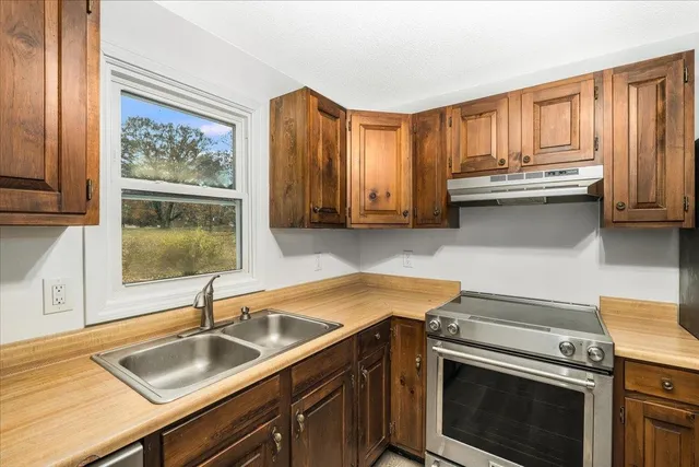 $389,999 | 109 Old Prescott Hill Road, Laconia, NH 03246