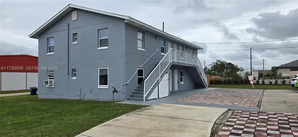 $1,100 | Sebring, Sebring, FL 33870