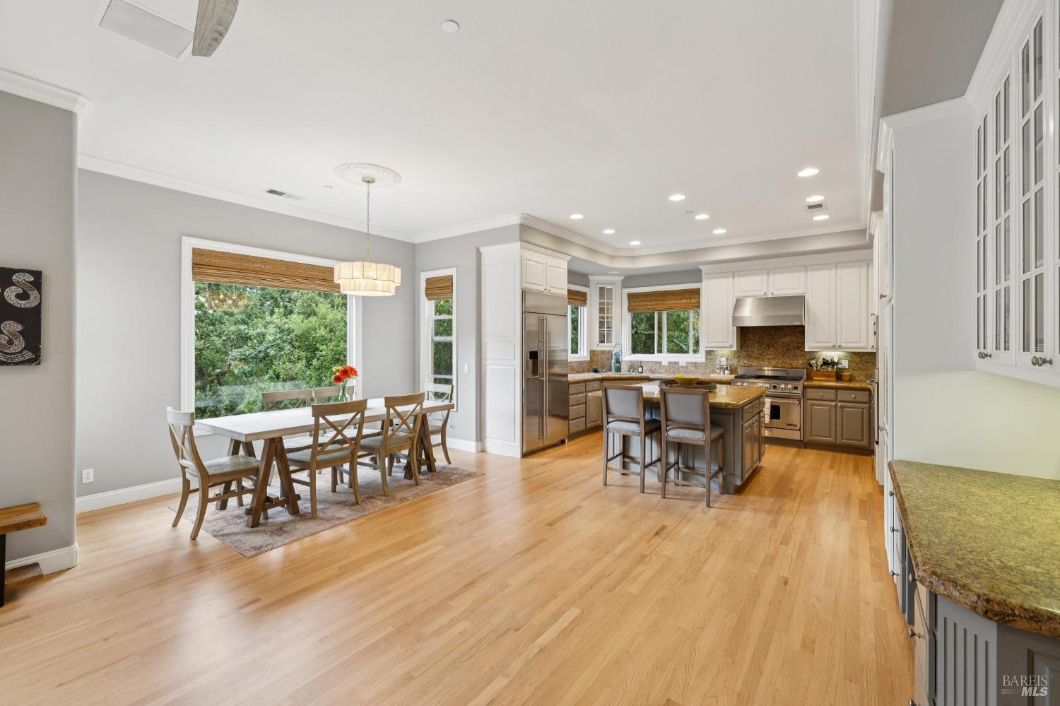 2588 Vineyard Road Novato, CA 94947 - Photo 26 of 69 Gallery Image 26