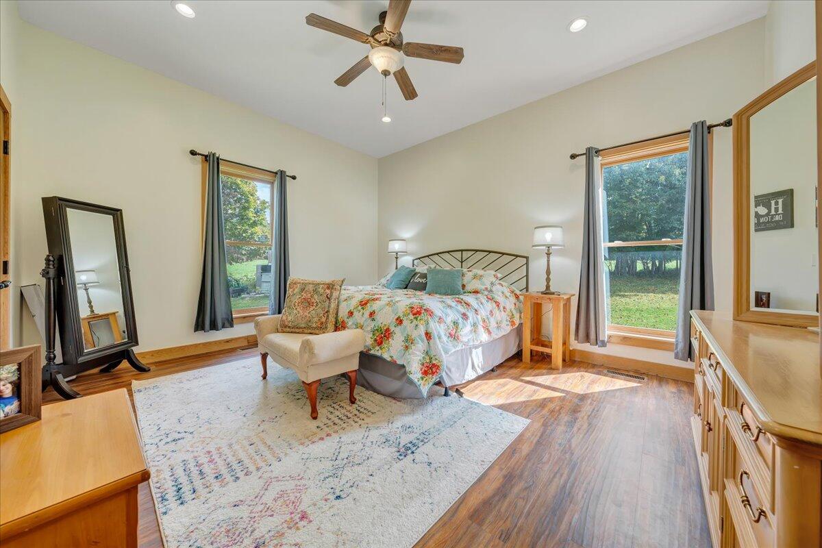 6966 Lobelia Road Hillsboro, WV 24946 - Photo 25 of 61 Gallery Image 25
