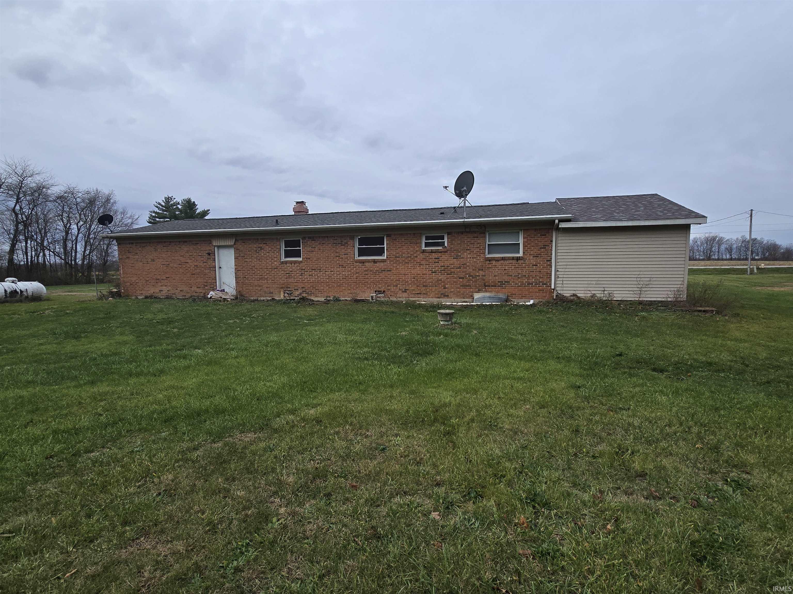 6411 South Old St Road Wabash, IN 46992 - Photo 2 of 14 Gallery Image 2