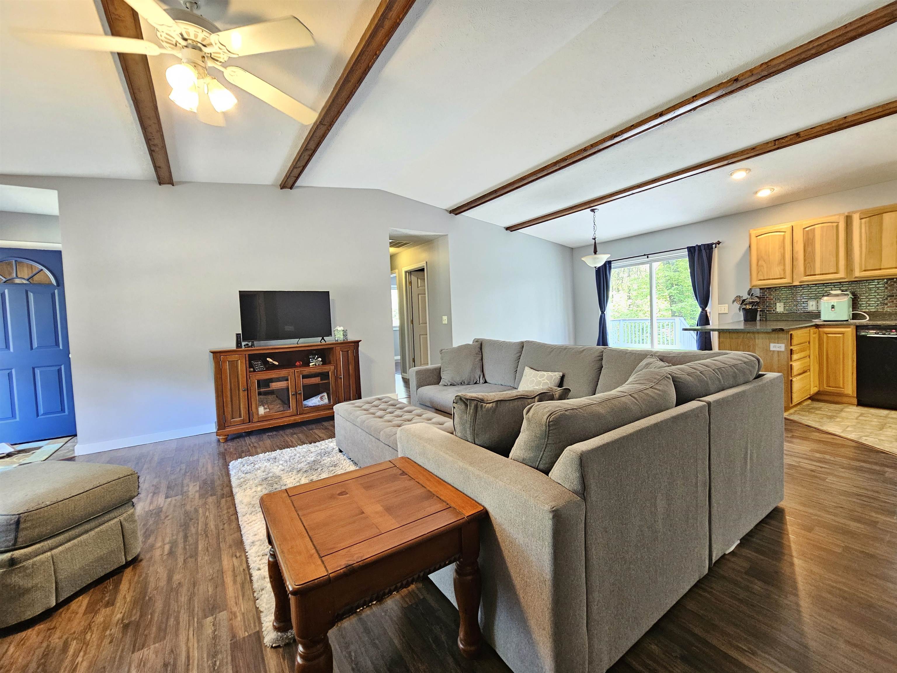 9733 West Jennings Road Lake City, MI 49651 - Photo 4 of 37