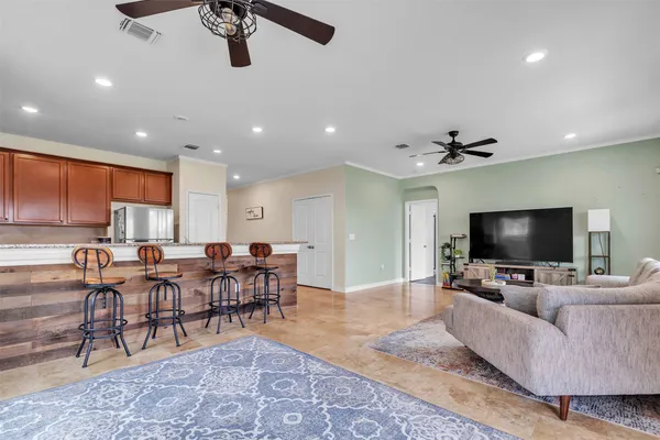 $2,400 | 128 Kavanaugh Street, Georgetown, TX 78628