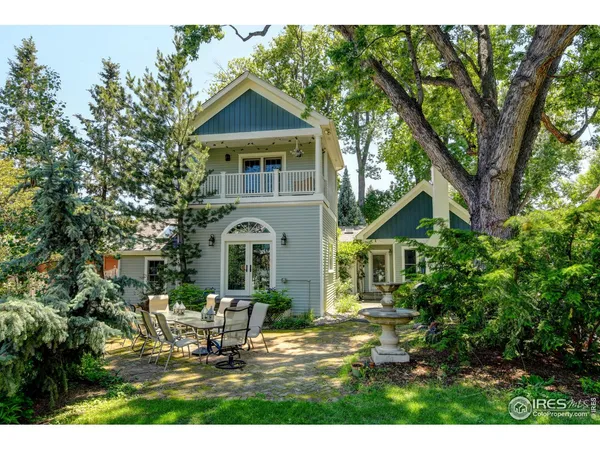 a view of a house with garden