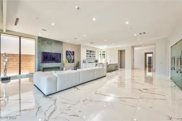 $15,500 | 702 Blackrock Rim Drive, Henderson, NV 89012