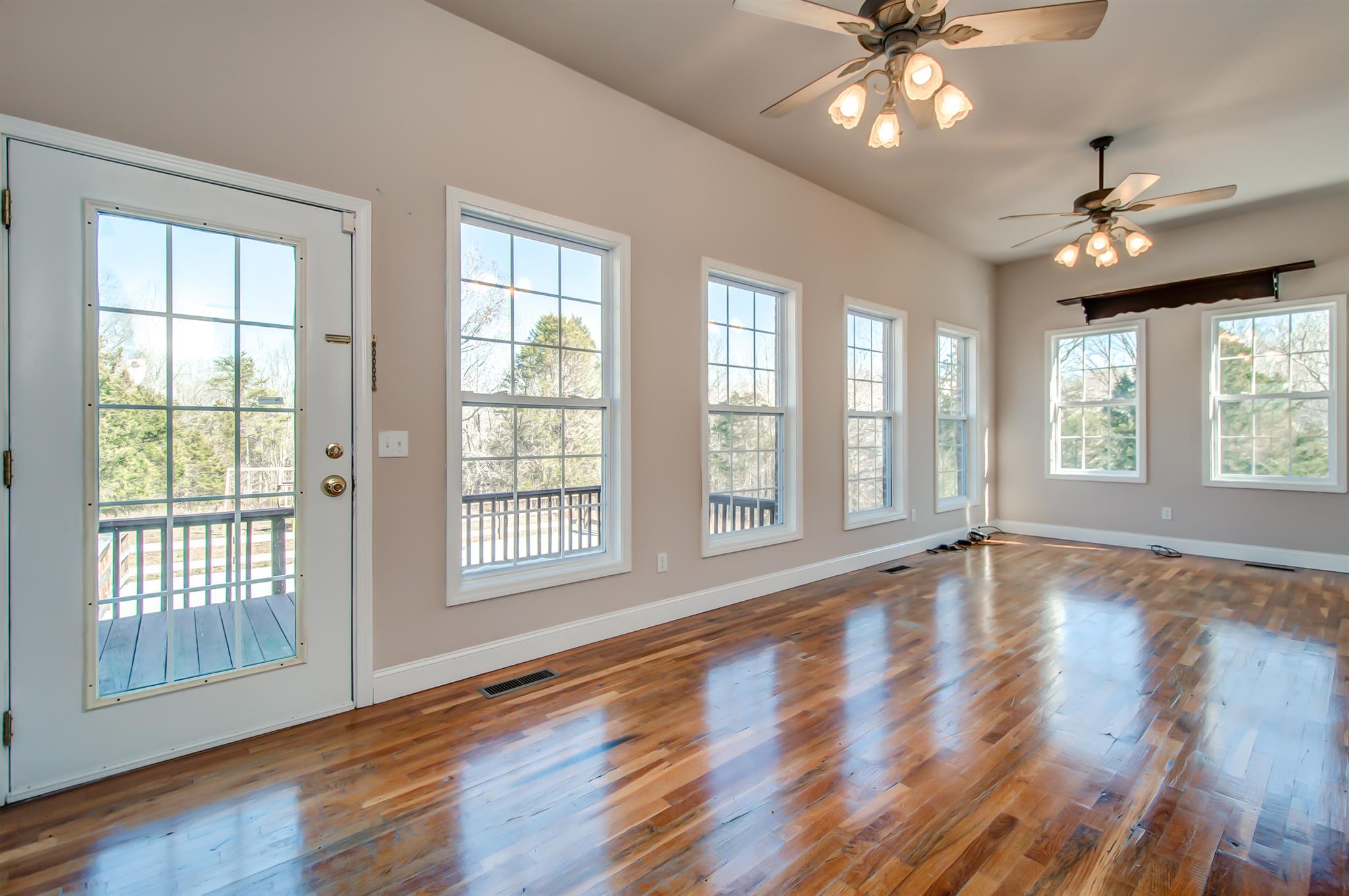3194 Town Road Only, TN 37140 - Photo 5 of 29 Gallery Image 5