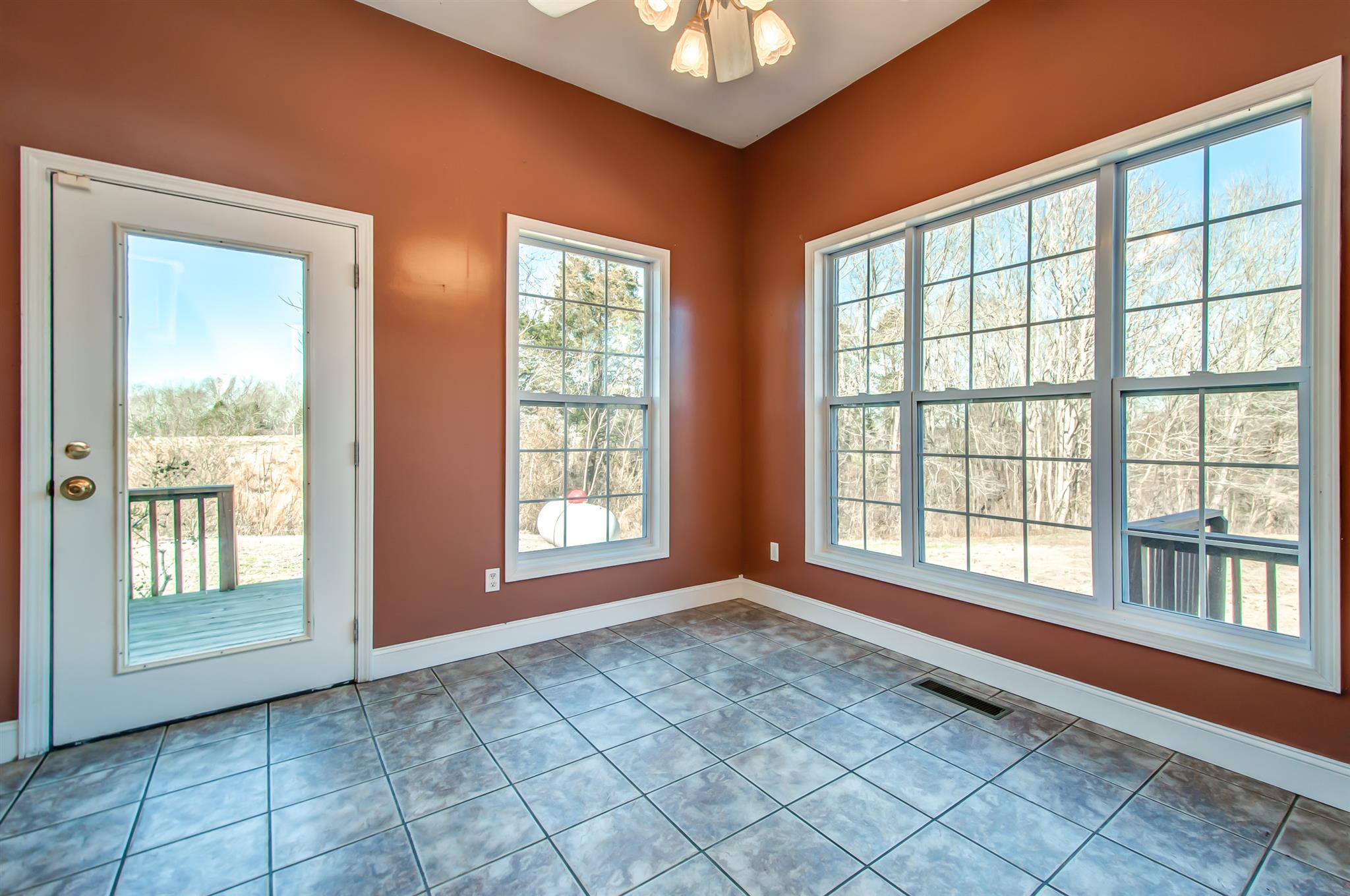 3194 Town Road Only, TN 37140 - Photo 10 of 29 Gallery Image 10