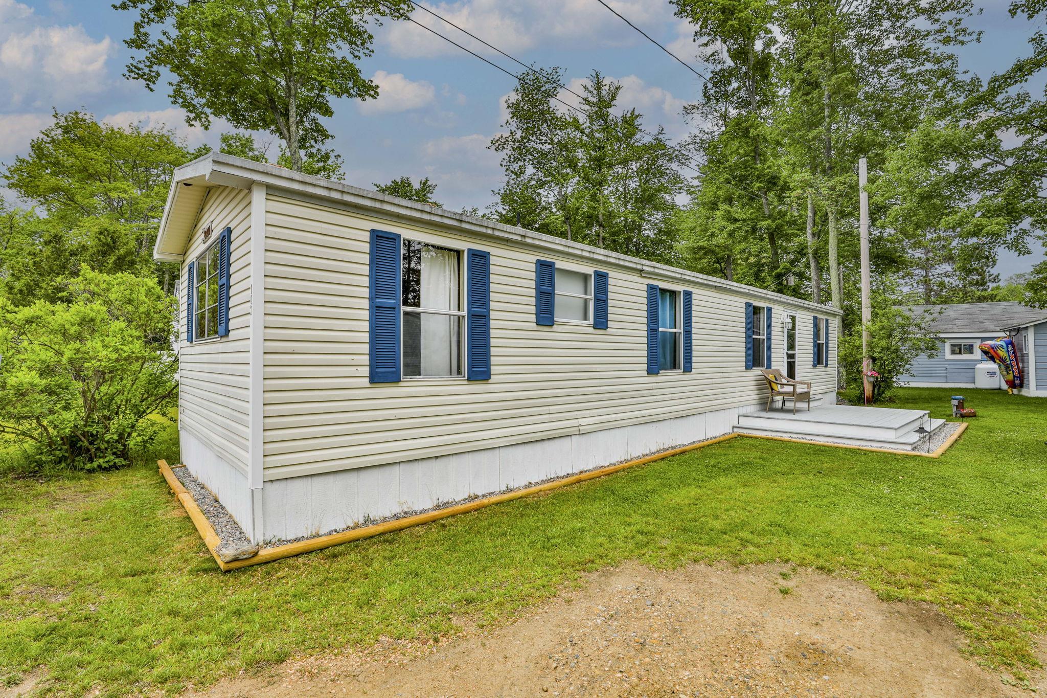 100-102 Tucker Shore Road Belmont, NH 03220 - Photo 36 of 44