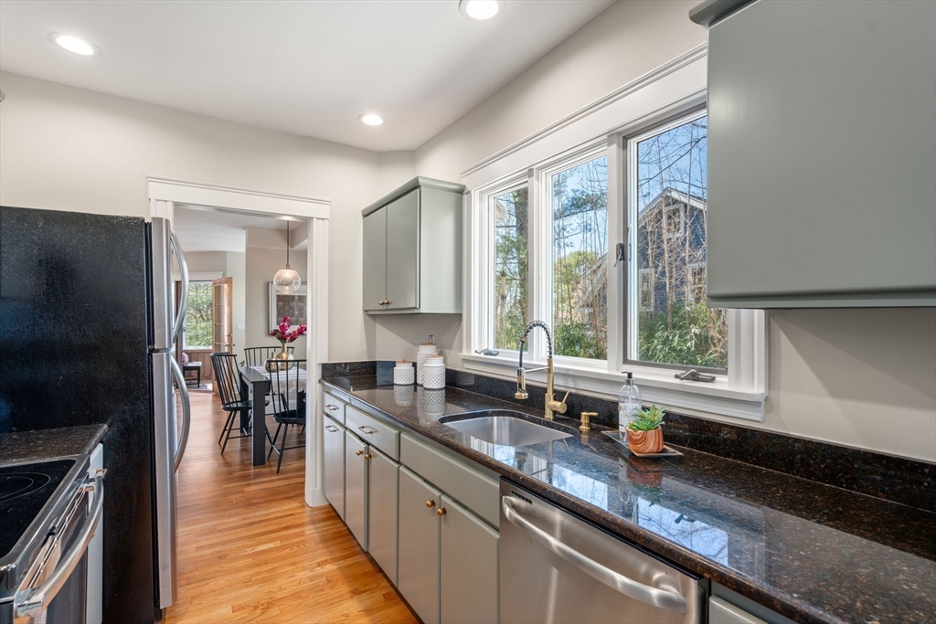 22 Fells Road Winchester, MA 01890 - Photo 11 of 38 Gallery Image 11