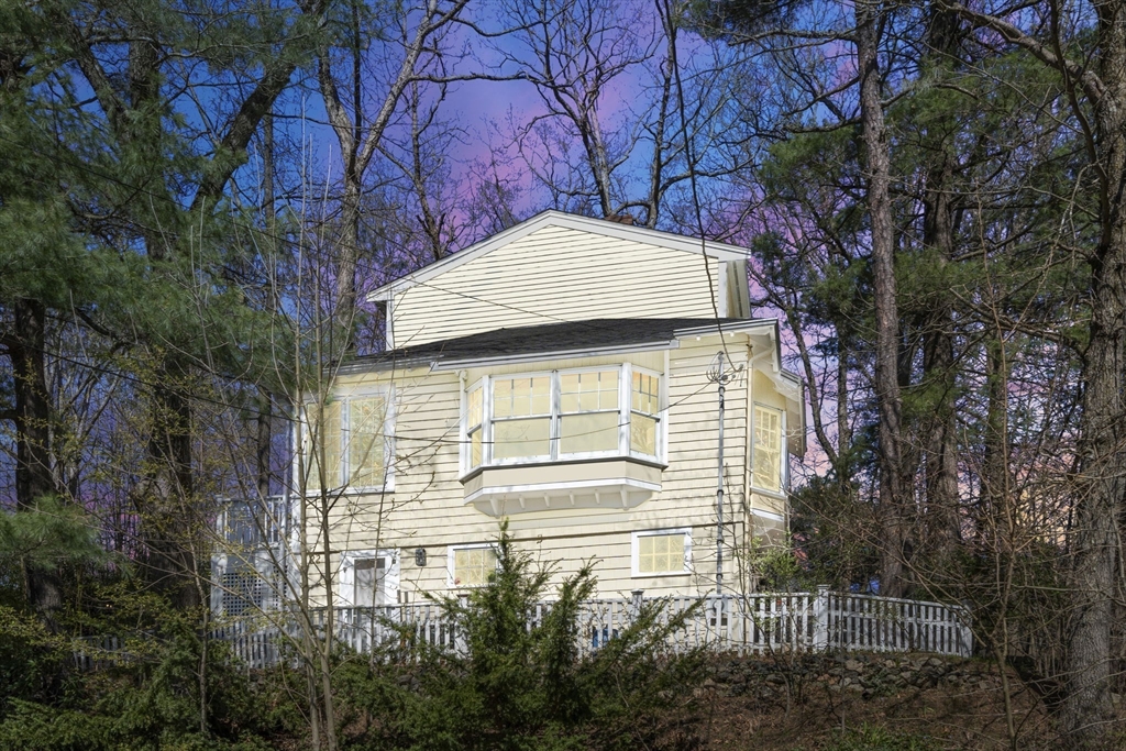 22 Fells Road Winchester, MA 01890 - Photo 37 of 38 Gallery Image 37