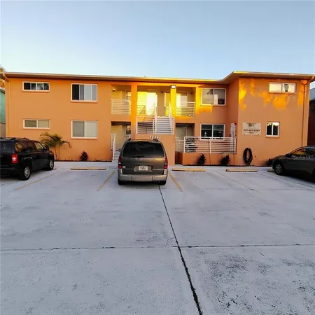 a car parked in front of a building