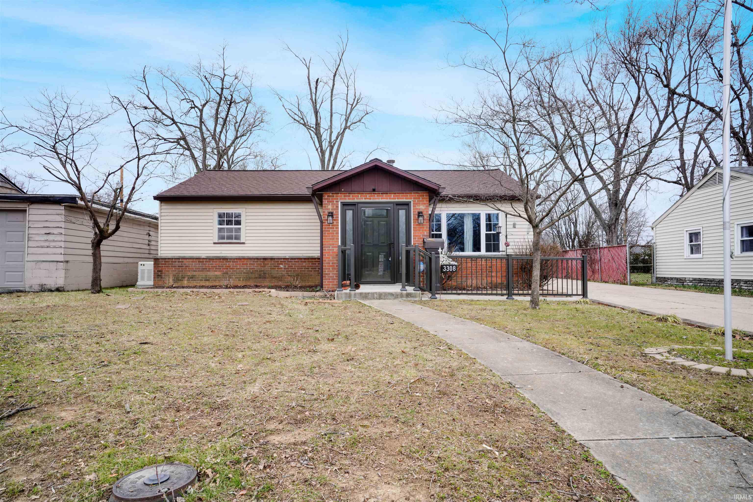 3308 Sheridan Road Evansville, IN 47710 - Photo 1 of 28 Gallery Image 1