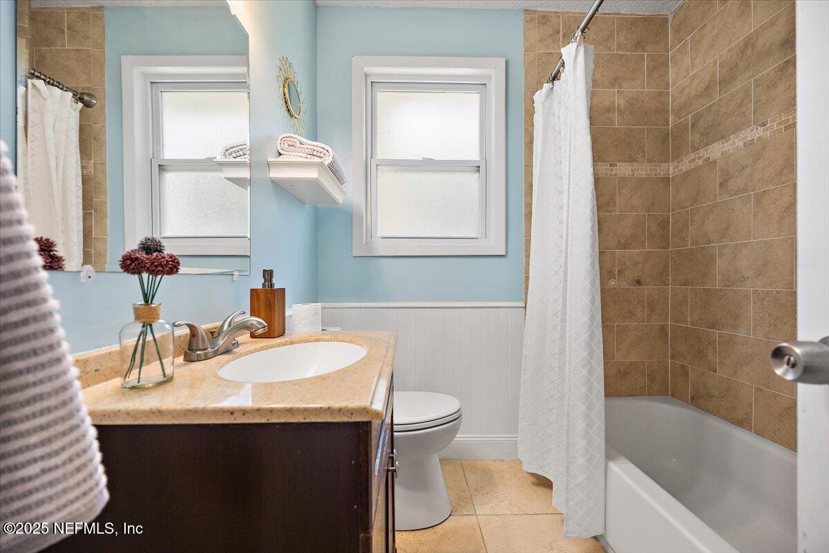 6325 Temple Road Jacksonville, FL 32217 - Photo 13 of 18 13-Bathroom