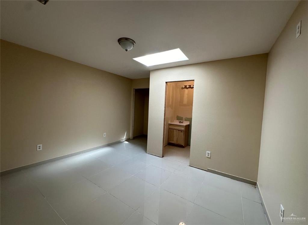 1950 County Road 221 Florence, TX 76527 - Photo 5 of 13 a view of an empty room