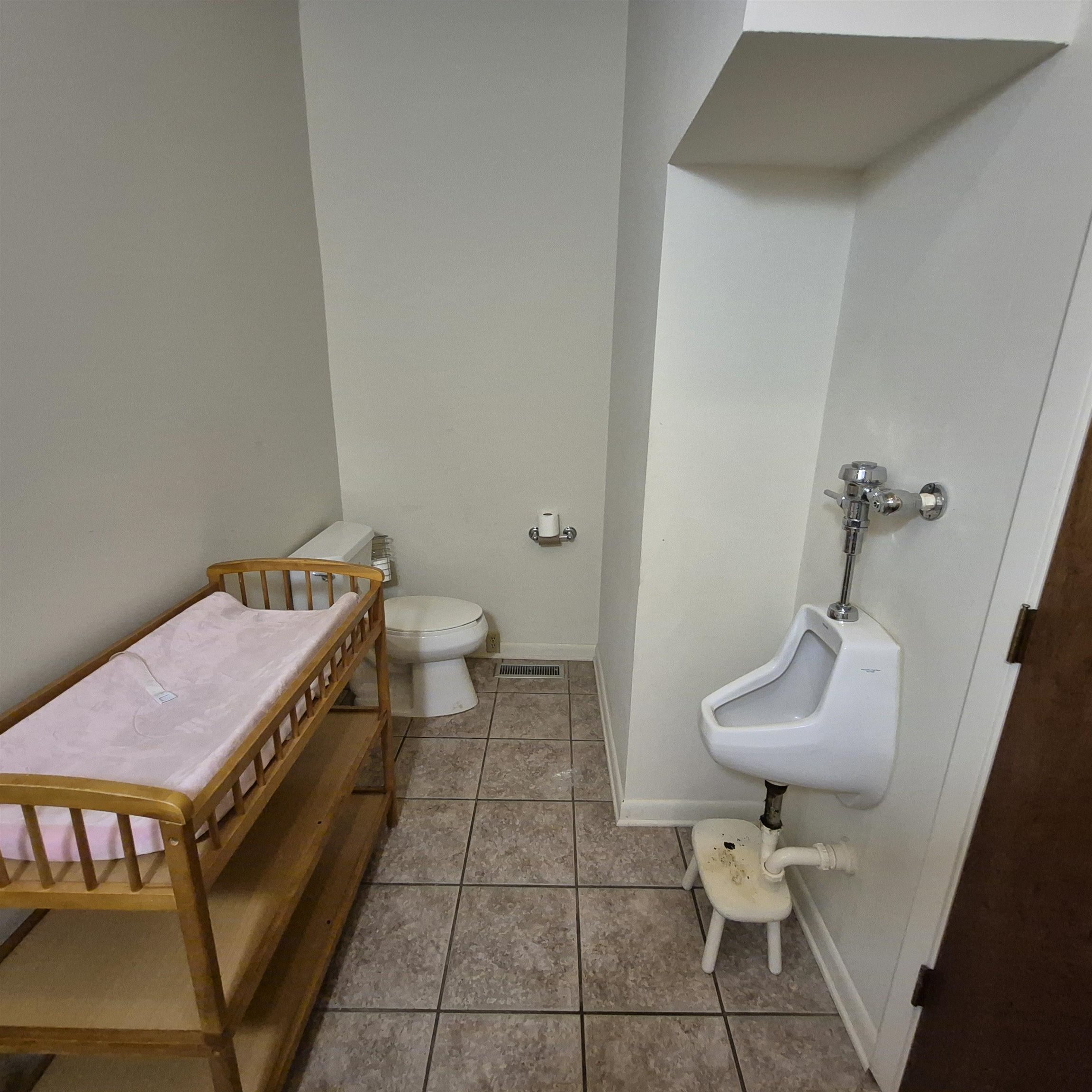 305 Rural Street Evergreen, AL 36401 - Photo 13 of 32 Bathroom