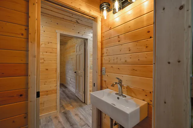 $320,000 | N9842 Gardner Lake Road, Springbrook, WI 54875