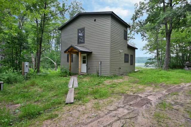 $320,000 | N9842 Gardner Lake Road, Springbrook, WI 54875