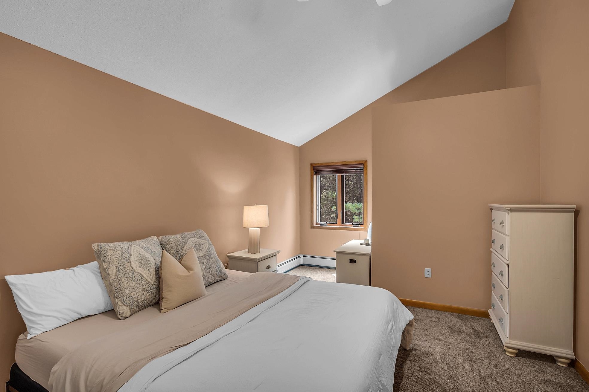 52 Sharon Road Windham, NH 03087 - Photo 20 of 40