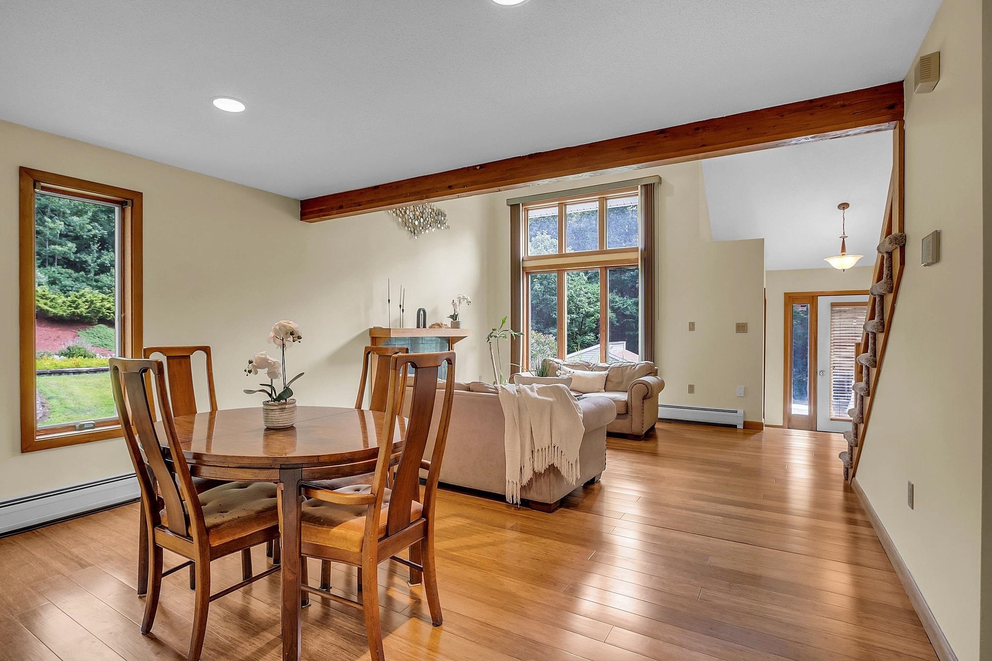 52 Sharon Road Windham, NH 03087 - Photo 4 of 40