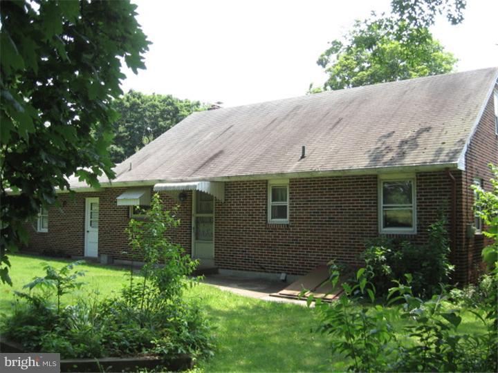 1203 Miller Road Pottstown, PA 19465 - Photo 2 of 11