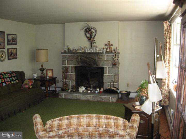 1203 Miller Road Pottstown, PA 19465 - Photo 3 of 11