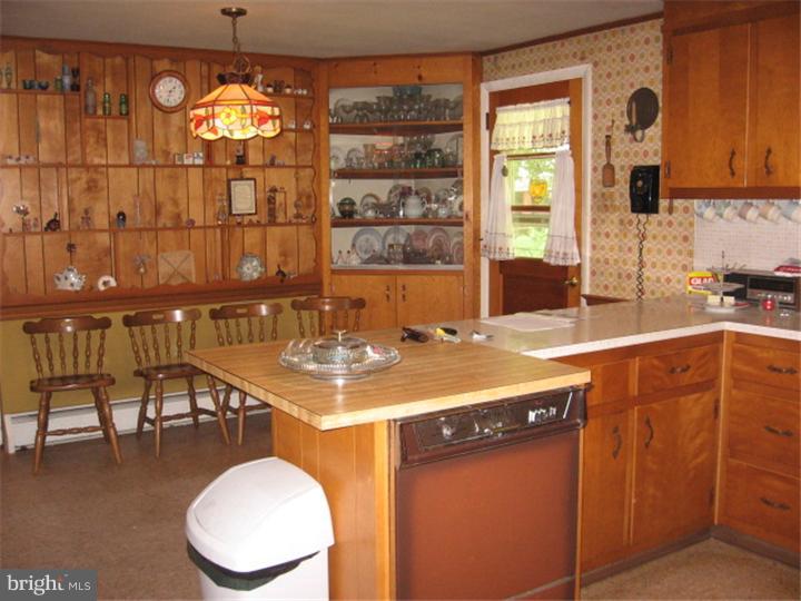 1203 Miller Road Pottstown, PA 19465 - Photo 6 of 11