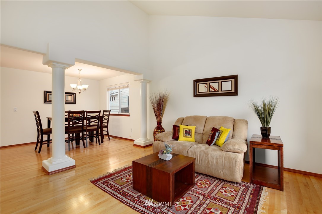 3101 179th Street Southeast Bothell, WA 98012 - Photo 4 of 25 Gallery Image 4