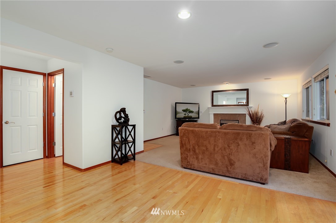 3101 179th Street Southeast Bothell, WA 98012 - Photo 7 of 25 Gallery Image 7
