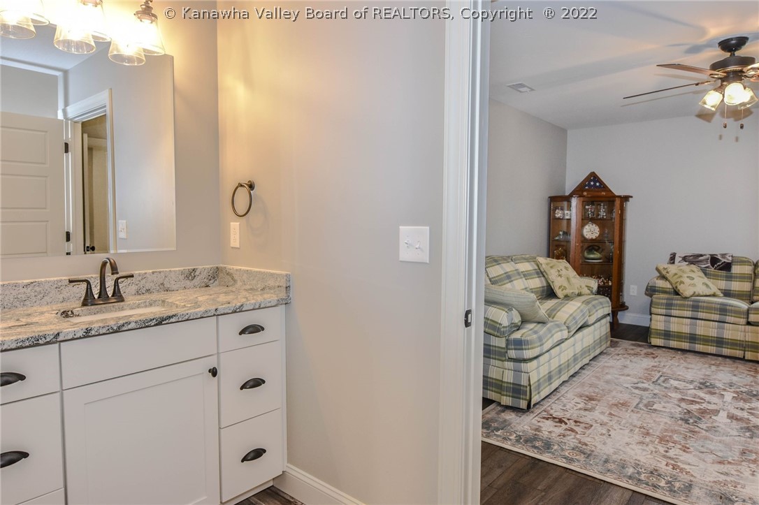 107 Boxwood Drive Winfield, WV 25213 - Photo 22 of 31 Gallery Image 22