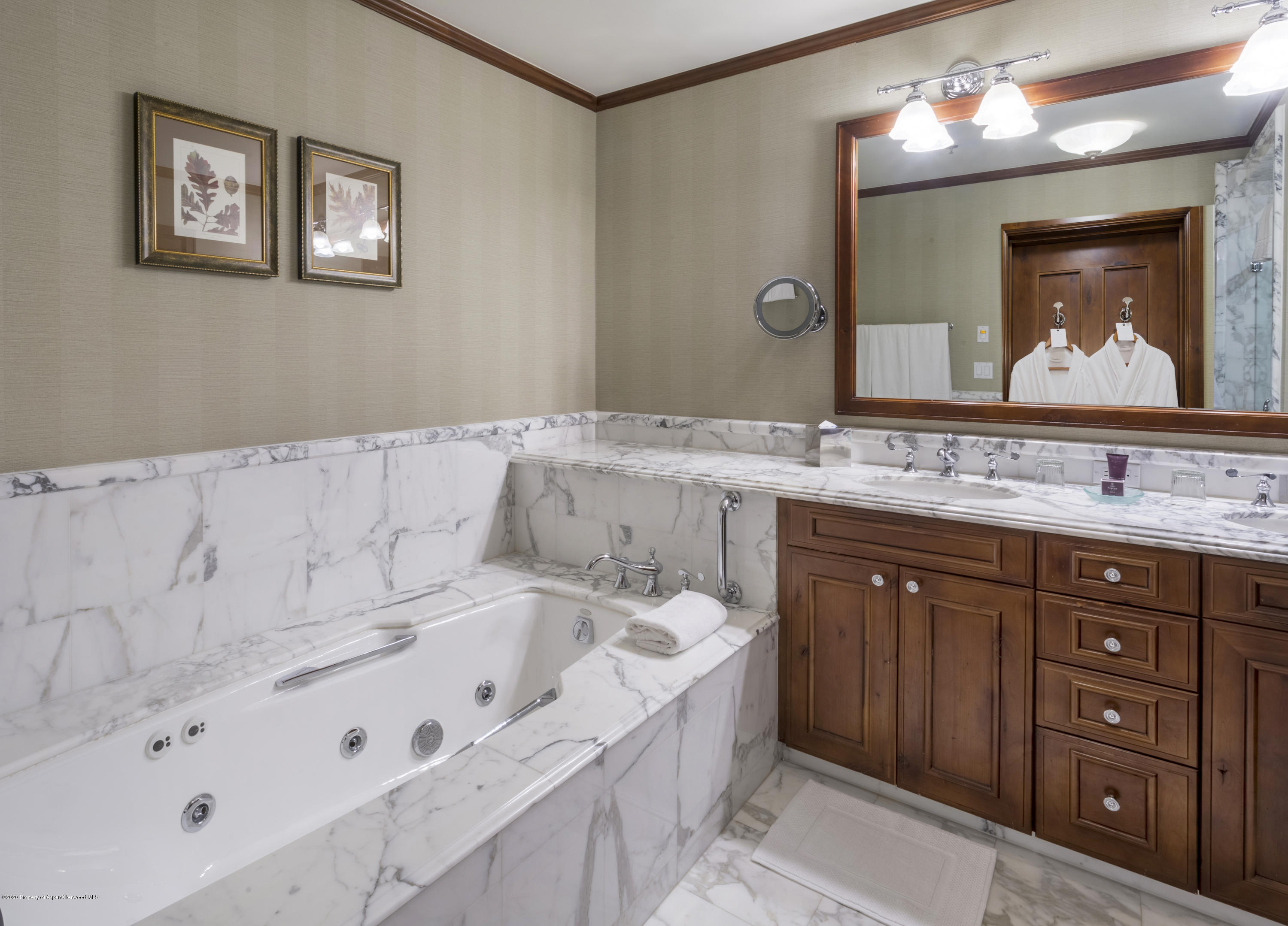 197 Prospector Road, Unit 230912 Aspen, CO 81611 - Photo 16 of 22 ShotB8