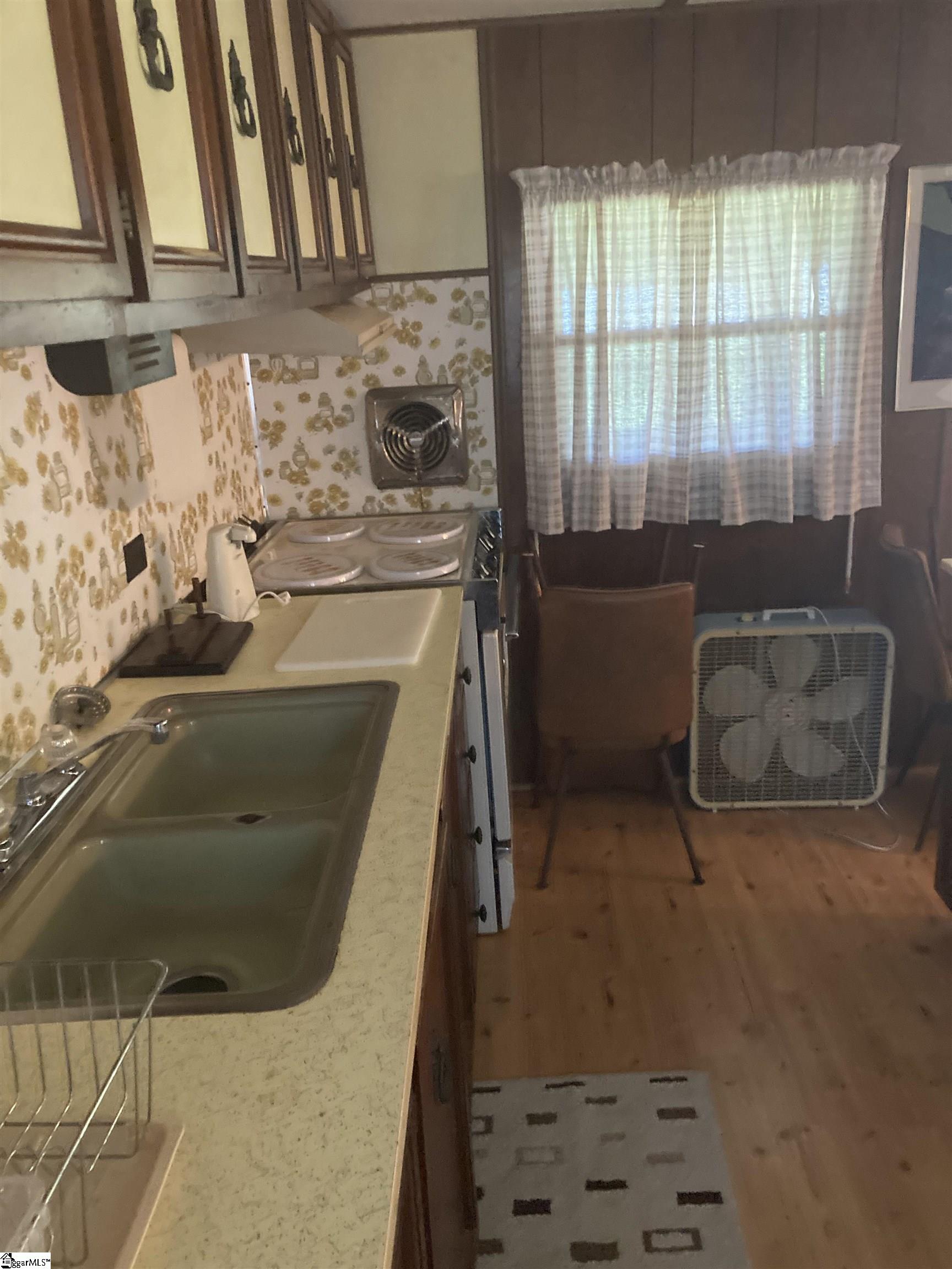 314 State Rd S-30-852 Waterloo, SC 29384 - Photo 7 of 13