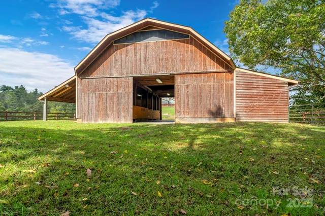 $2,199,999 | 3319 Bull Creek Road, Marshall, NC 28753